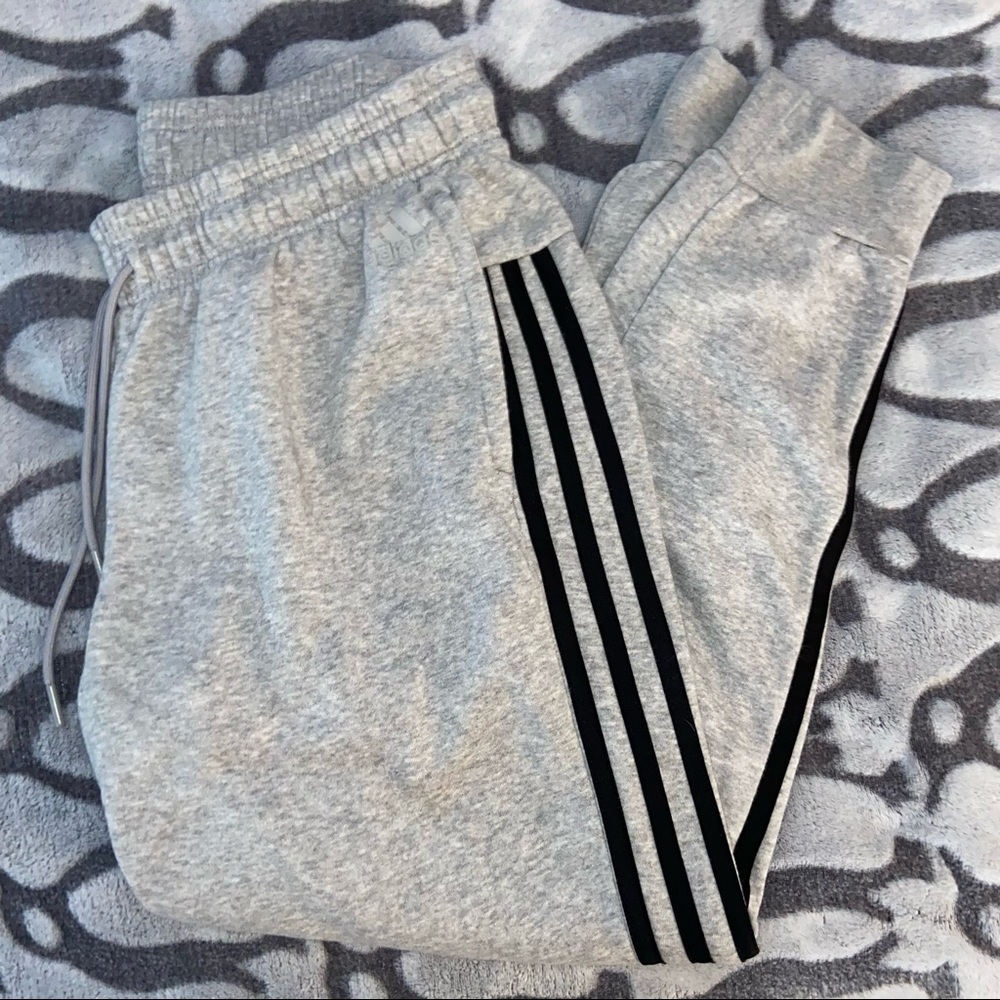 Fleece adidas drawstring jogger sweat pants black and grey with pockets
